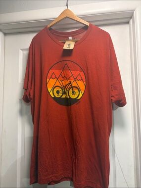 NWT Akinz Fort Collins Co Bike Tee shirt sz 2XL
